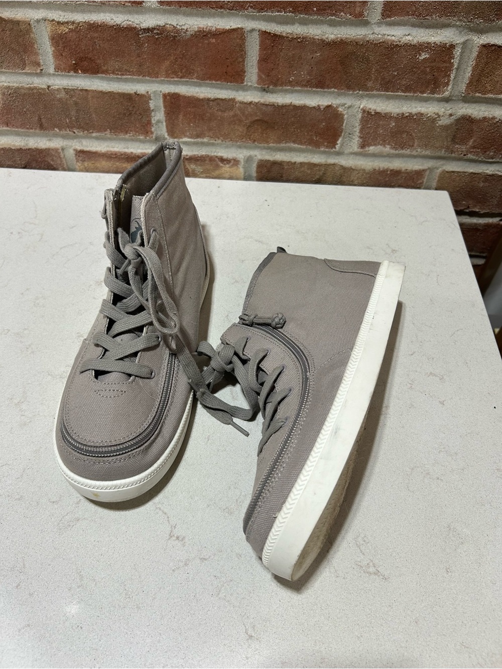 Billy Footwear Women's High-Top Canvas Sneakers in Light Gray